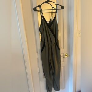 Bar Ill Jumpsuit Size Large Color: Olive